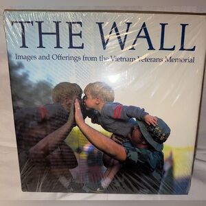 Reflective Tribute, Images and Offerings from TheVietnam Veterans Memorial Wall